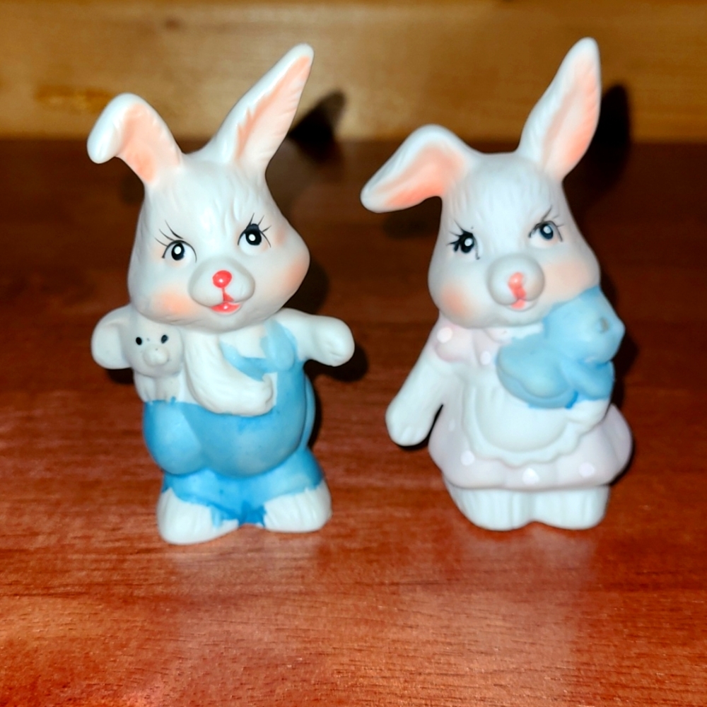 VTG Mommy & Daddy Easter Bunny Rabbit Figurines Bisque Ceramic by Alberte Price